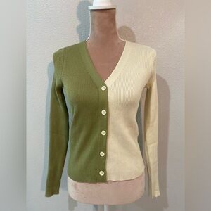 Two-Tone V-Neck Button Cardigan - Olive & Cream